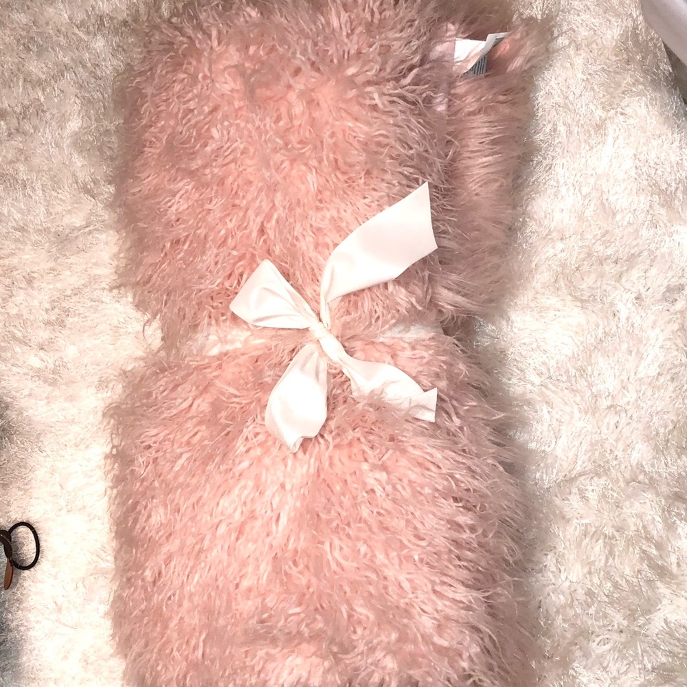 Pink Faux Fur Throw ❤️